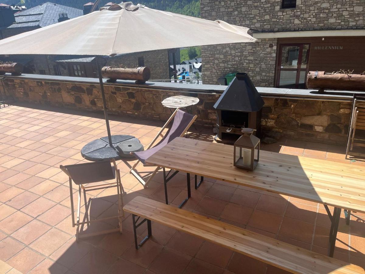 Una Terraza Con Encanto El Tarter Exterior foto