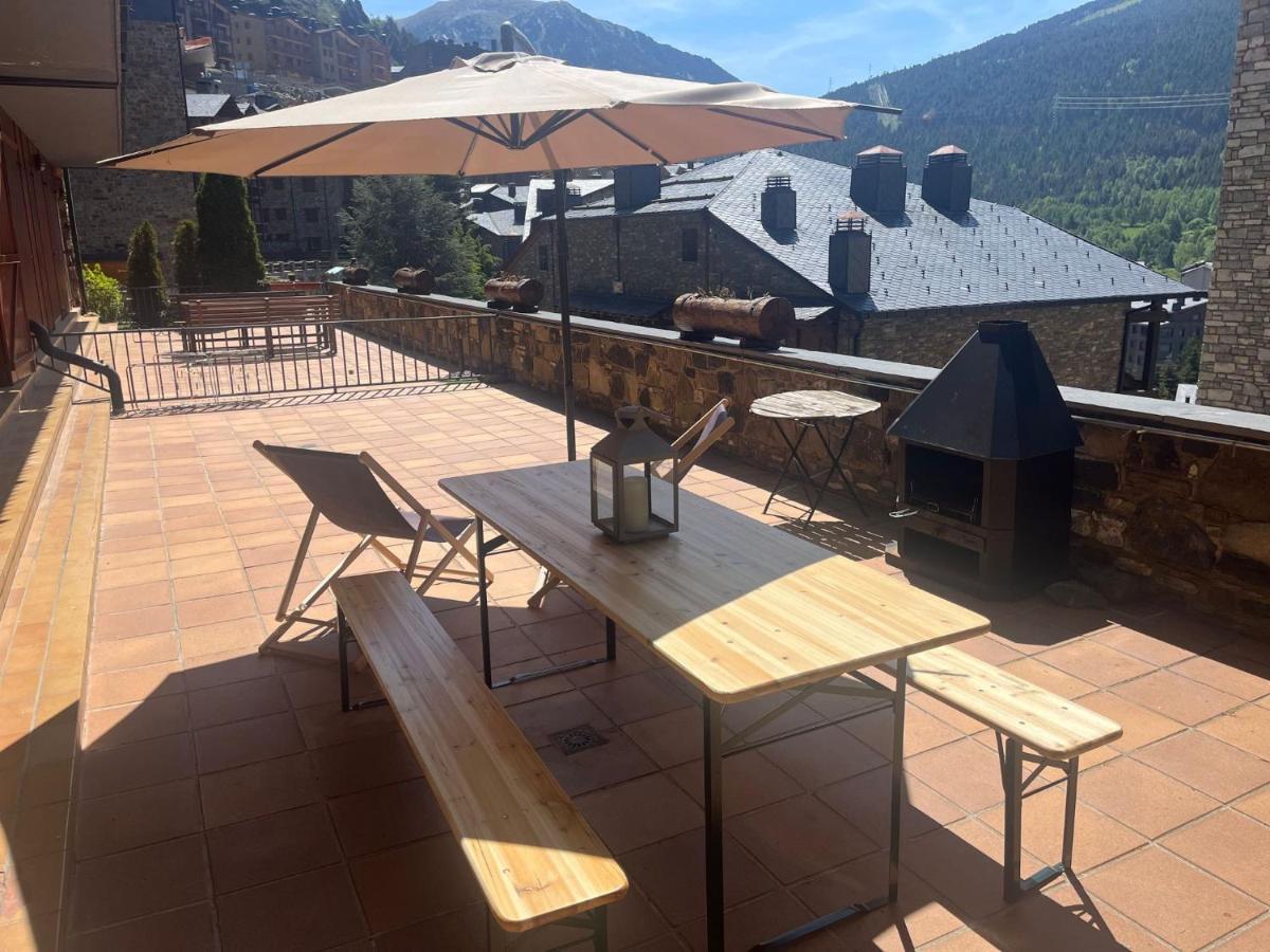 Una Terraza Con Encanto El Tarter Exterior foto