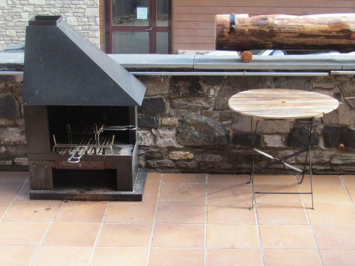 Una Terraza Con Encanto El Tarter Exterior foto